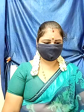 Snapshot of sushma26 chatting on 09/22/25, 09:55 sushma26 online show from 09/22/25, 09:55