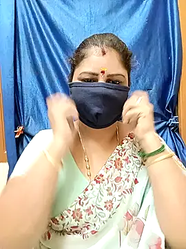 Snapshot of sushma26 chatting on 09/23/25, 10:35 sushma26 online show from 09/23/25, 10:35