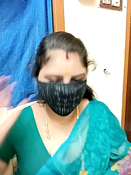 Snapshot of sushma26 chatting on 10/23/25, 05:01 sushma26 online show from 10/23/25, 05:01