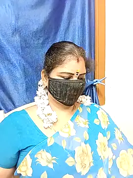 sushma26 online show from 11/14/25, 04:49