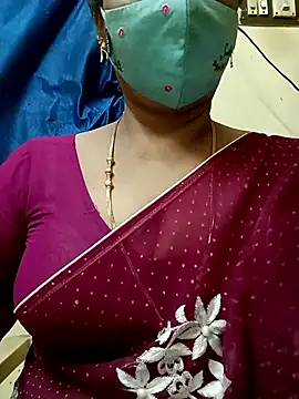 Snapshot of sushma26 chatting on 07/22/26, 05:16 sushma26 online show from 07/22/26, 05:16