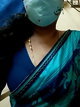 Snapshot of sushma26 chatting on 07/28/26, 05:01 sushma26 online show from 07/28/26, 05:01