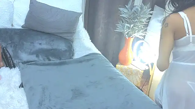 CaramelNatashaxx online show from 09/12/25, 04:23