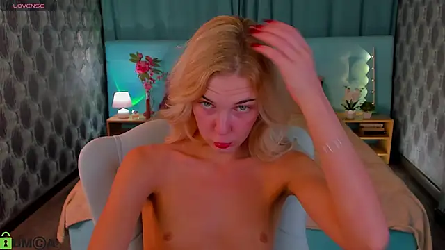 Aurora Bennet online show from 10/06/25, 12:19