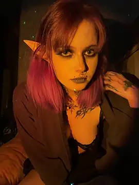 n1ghtcloud online show from 10/22/25, 11:59