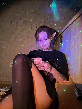 n1ghtcloud online show from 11/15/25, 08:05