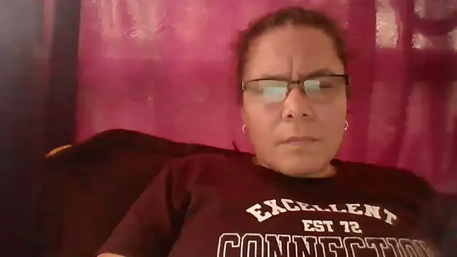 Snapshot of latinamaster chatting on 06/12/26, 03:11 latinamaster online show from 06/12/26, 03:11