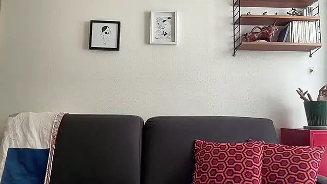 Snapshot of Milkywaymen chatting on 10/07/25, 11:40 Milkywaymen online show from 10/07/25, 11:40