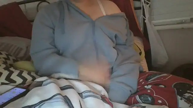 lu official1 online show from 11/11/25, 07:47