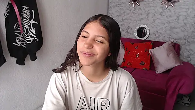 Evagirl69 online show from 12/15/25, 06:23