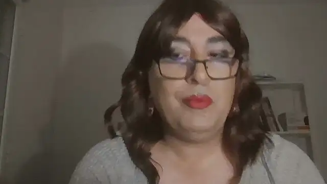 Snapshot of nataliacd chatting on 11/02/25, 05:59 nataliacd online show from 11/02/25, 05:59