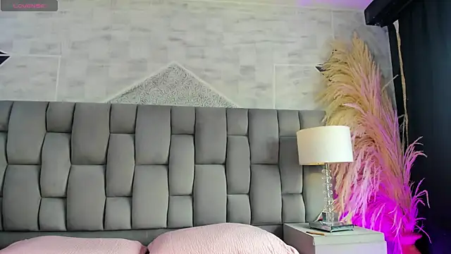 PauliinaBelle  online show from 06/13/26, 01:53
