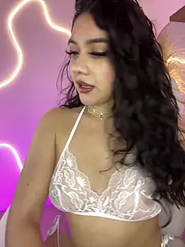 Zoe Serrat online show from 09/16/25, 01:23