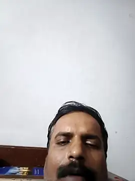 vardh033 online show from 11/06/25, 04:24