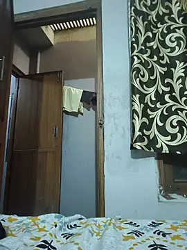 vardh033 online show from 11/26/25, 07:09