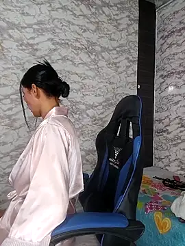 AlisSon  hot online show from 12/04/25, 04:33