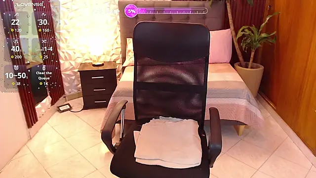 veronica em1 online show from 02/12/26, 01:06