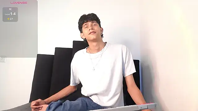 alexmark  online show from 12/03/25, 07:12