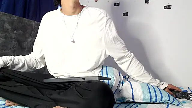 alexmark  online show from 04/08/26, 01:00