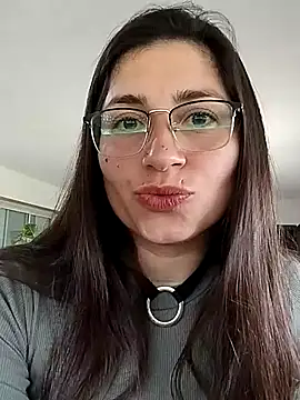 LolatuMiel online show from 09/12/25, 02:17