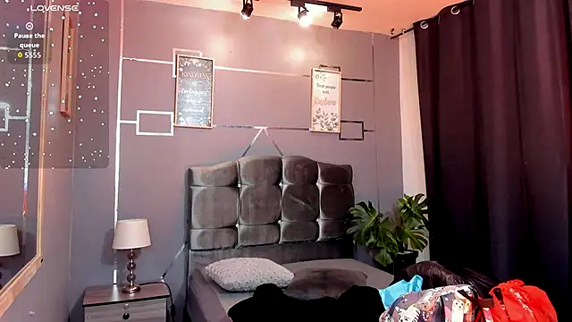 Snapshot of Lilith_morgan01 chatting on 10/07/25, 11:51 Lilith morgan01 online show from 10/07/25, 11:51