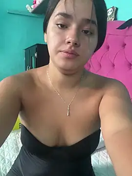 Luciaparker03 online show from 09/29/25, 04:01