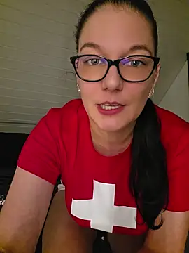 Snapshot of Swiss_Lady chatting on 06/03/26, 09:09 Swiss Lady online show from 06/03/26, 09:09