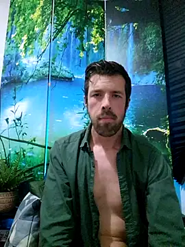 Snapshot of welcome-to-the-jungle chatting on 10/18/25, 06:52 welcome-to-the-jungle online show from 10/18/25, 06:52