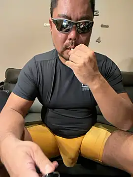 Snapshot of jack_jay0103 chatting on 10/17/25, 12:08 jack jay0103 online show from 10/17/25, 12:08