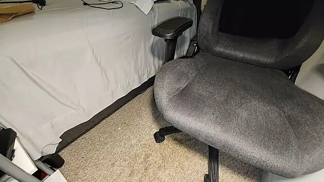 catt18 online show from 10/30/25, 04:19