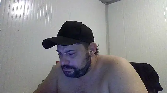 giuseppelovisi85 online show from 09/15/25, 12:43