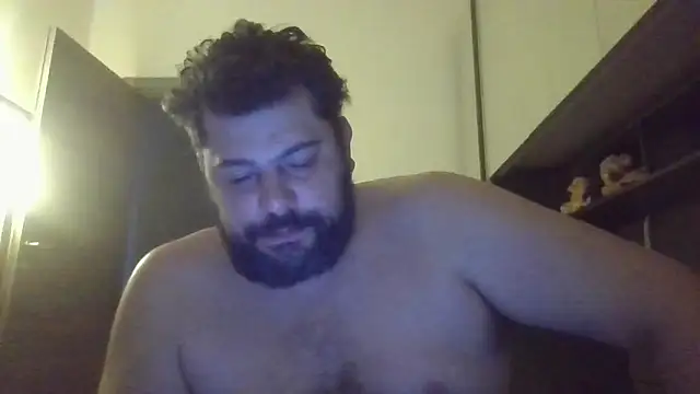 giuseppelovisi85 online show from 10/10/25, 06:23