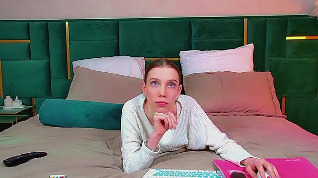 VeronicaVances online show from 05/28/26, 08:06