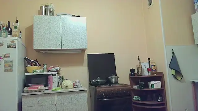 Snapshot of Lucy_Divine chatting on 09/23/25, 07:28 Lucy Divine online show from 09/23/25, 07:28