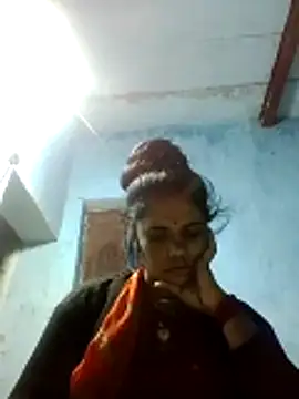 Snapshot of Hot_ashna chatting on 02/15/26, 12:18 Hot ashna online show from 02/15/26, 12:18