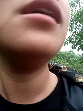 Milan6789 online show from 04/18/26, 12:03