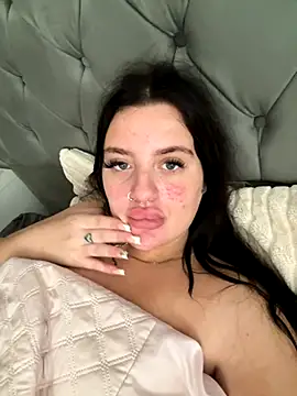 Victoriasteel online show from 09/24/25, 09:56