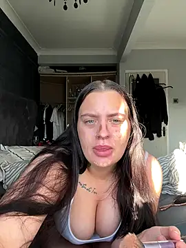 Victoriasteel online show from 11/02/25, 09:22