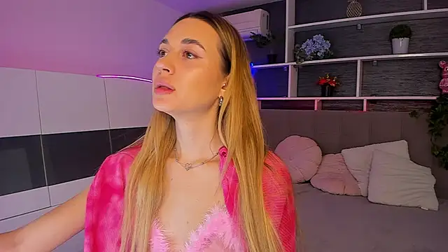 AlexaWilds online show from 02/15/26, 06:21