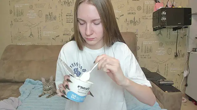 Kelly Gerzikaa online show from 11/15/25, 01:14