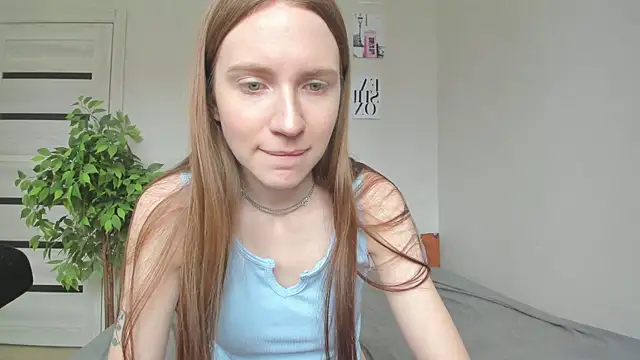 Kelly Gerzikaa online show from 05/17/26, 04:10