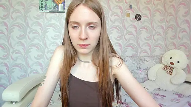 Kelly Gerzikaa online show from 06/04/26, 12:44