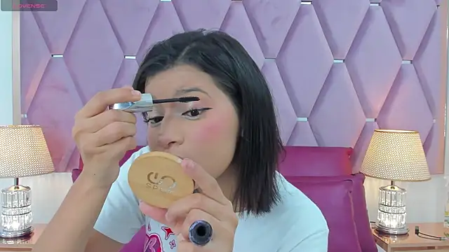 MaskedGirl  online show from 11/28/25, 12:08