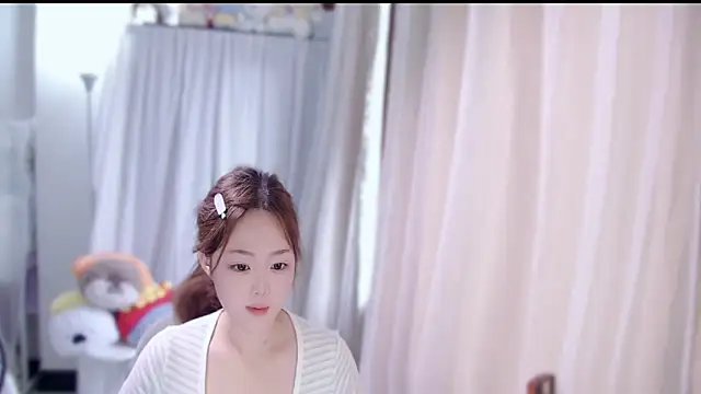 Snapshot of YUANYUAN-A chatting on 09/19/25, 06:26 YUANYUAN-A online show from 09/19/25, 06:26