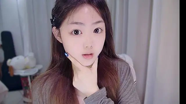 YUANYUAN-A online show from 04/09/26, 12:21