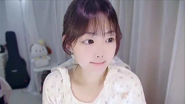 YUANYUAN-A online show from 04/16/26, 12:28