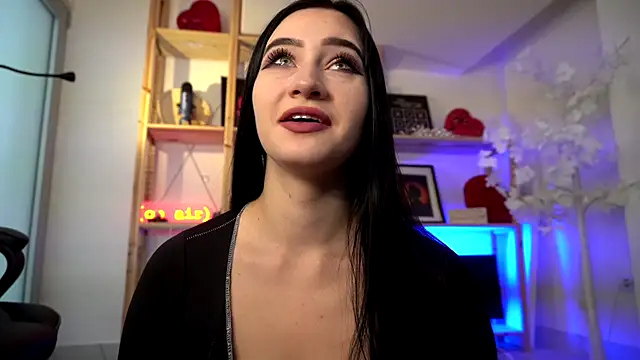 Mary Lori online show from 09/14/25, 06:34