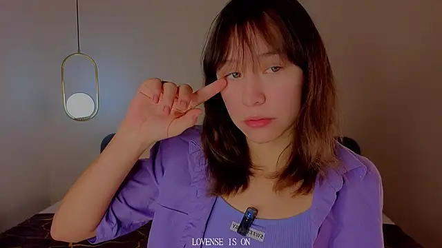 BritniBers online show from 12/04/25, 01:15