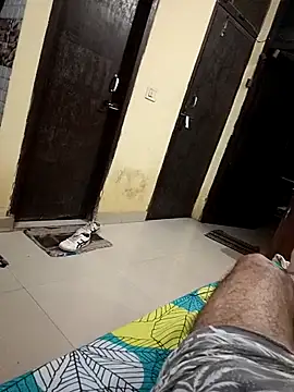 Snapshot of shadab1267 chatting on 09/13/25, 02:50 shadab1267 online show from 09/13/25, 02:50