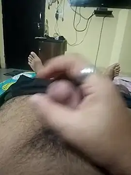 Snapshot of shadab1267 chatting on 09/23/25, 11:19 shadab1267 online show from 09/23/25, 11:19